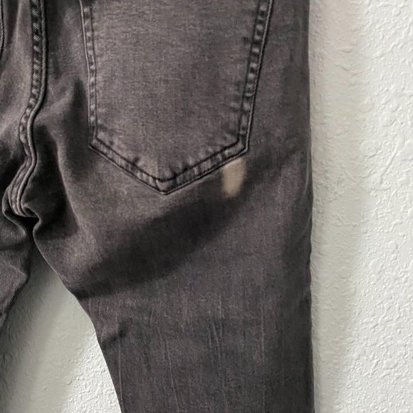 H&M Divided Gray Distressed Busted Knee Jeans 28 - Picture 4 of 9